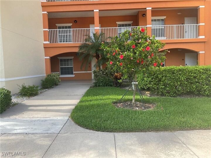 Property Photo:  4420 Botanical Place Circle 104  FL 34112 