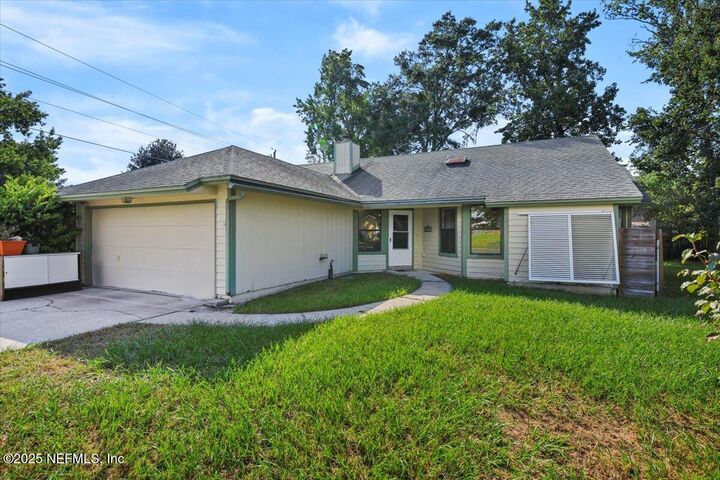 Property Photo: 574 Constitution Drive FL 32073