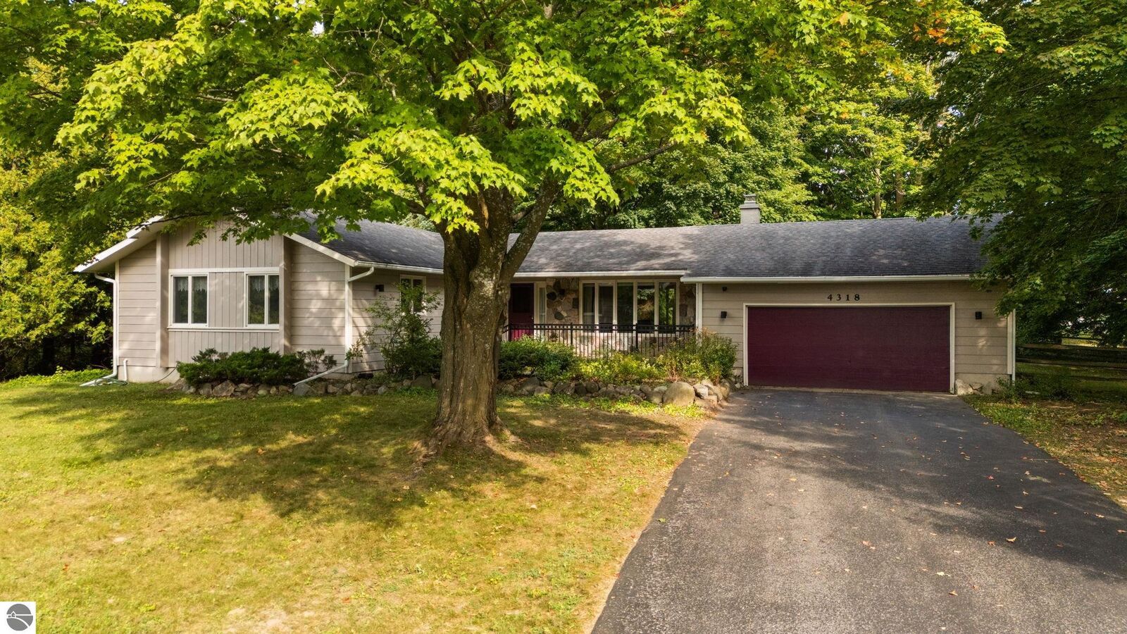 Property Photo:  4318 Foxfire Drive  MI 49684 