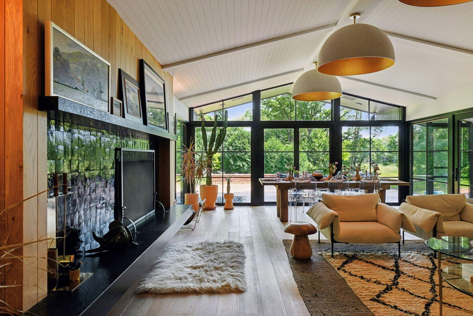 Property Photo: 20025 Manor Road MN 55331