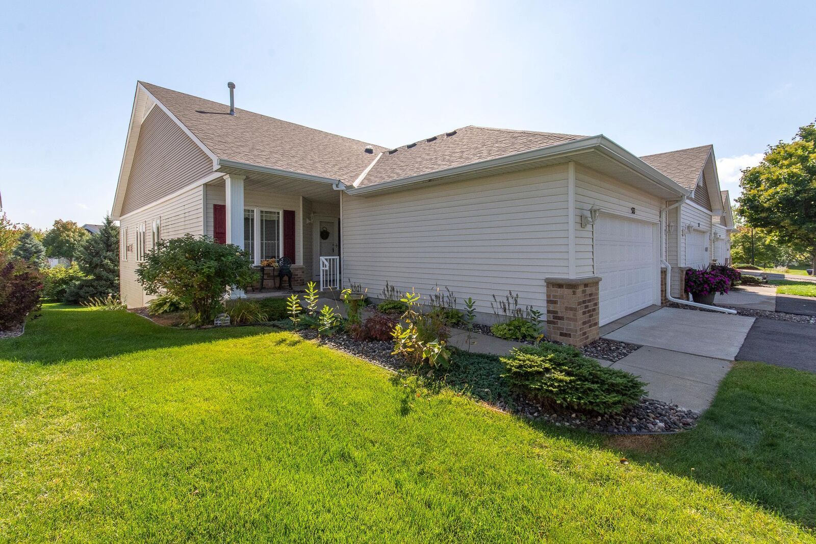 Property Photo:  513 Cannon Way  MN 55019 