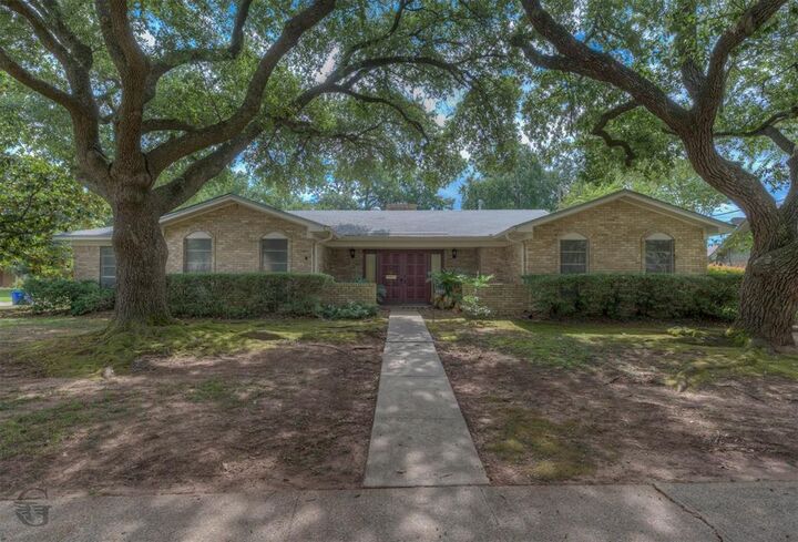 6201 Gaylyn Drive  Shreveport LA 71105 photo