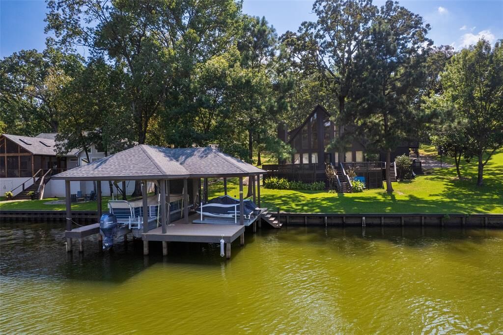 Property Photo:  1555 Canadian Drive  TX 75480
