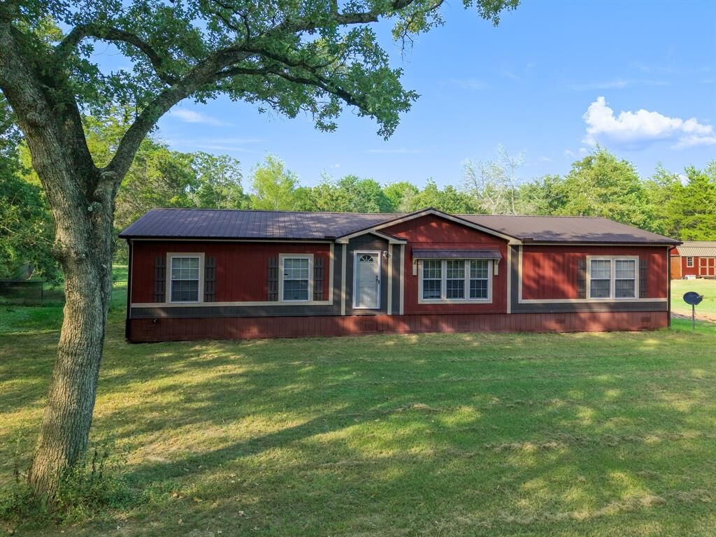 Property Photo:  191 Hwy 84  TX 75840 