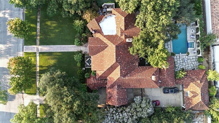 Photo de la propriété:  7031 Turtle Creek Boulevard  TX 75205 