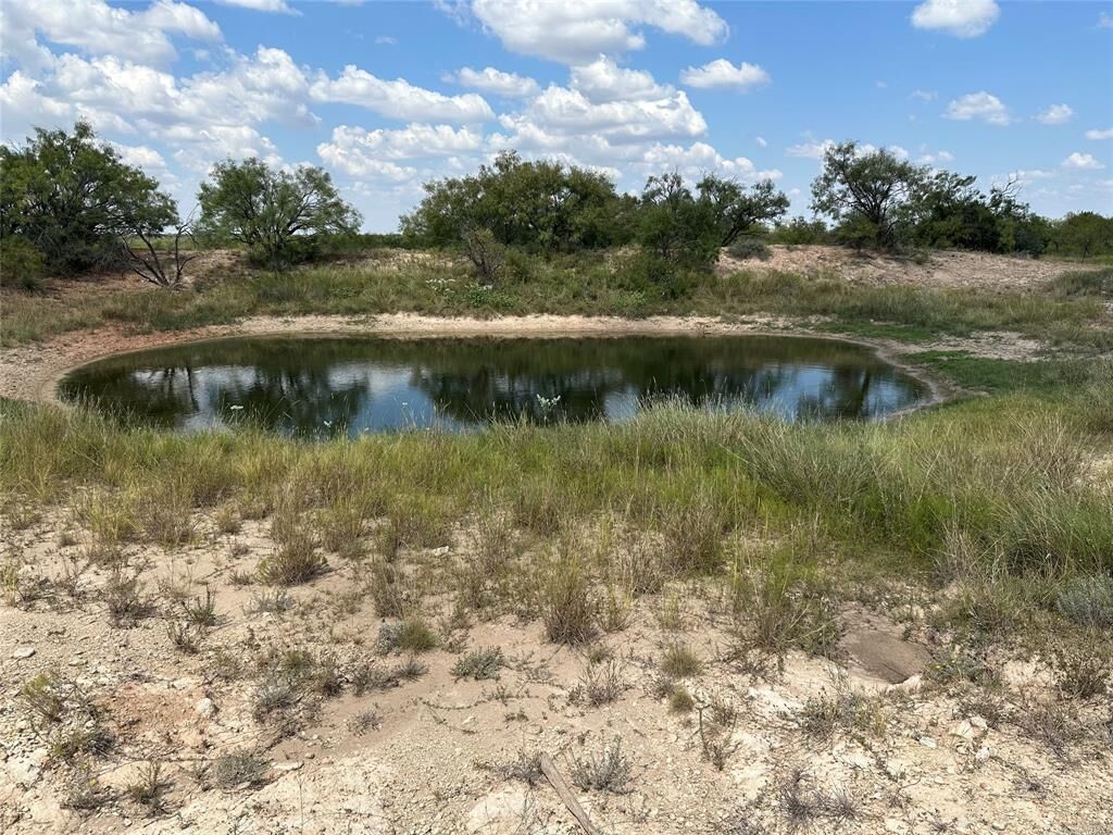 Property Photo: 952 Pr 2179 TX 79566