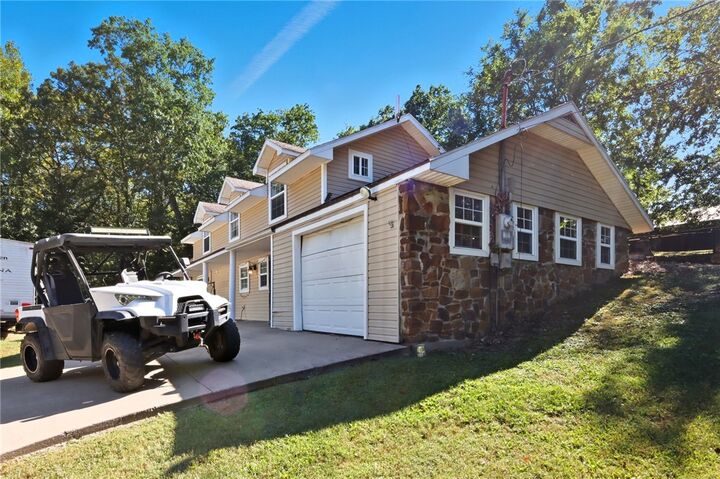 Property Photo: 21802 Meadow Wood Drive AR 72761