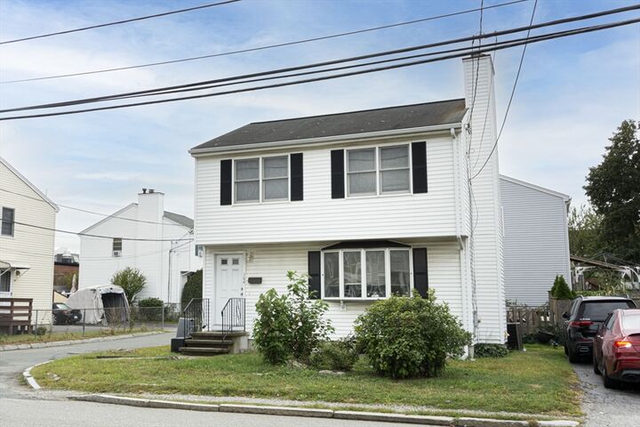 Property Photo:  164 Grove St  MA 02453 