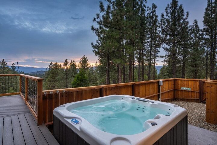 Property Photo:  522 Nighthawk  CA 96106 