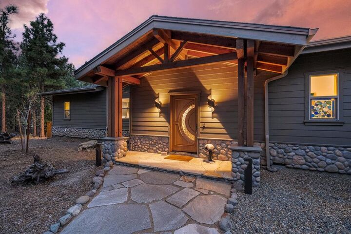Property Photo:  522 Nighthawk  CA 96122-0000 