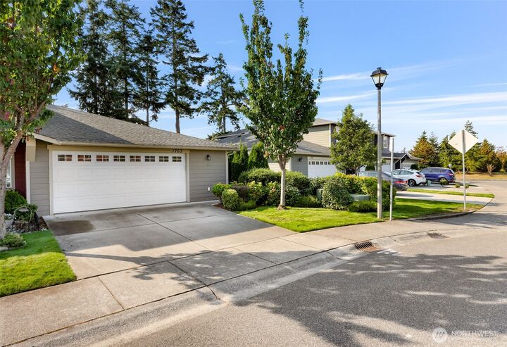 1763 SW Stremler Drive  Oak Harbor WA 98277 photo
