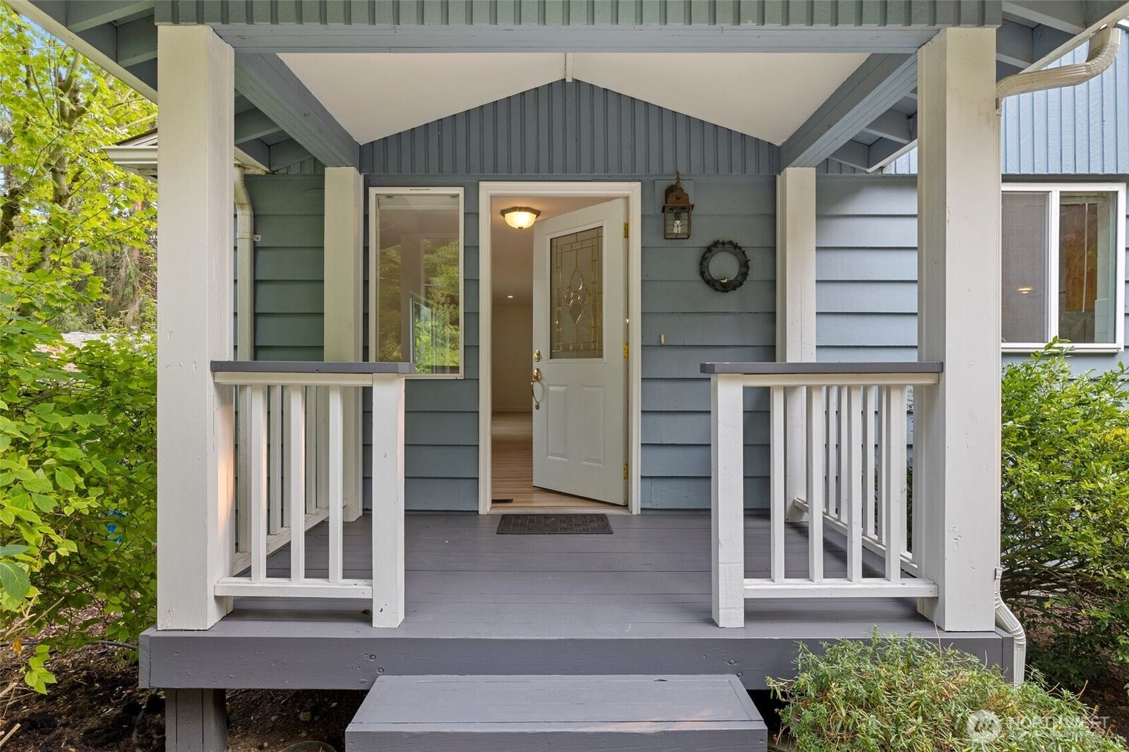 Property Photo:  9526  234th Street SW  WA 98020 