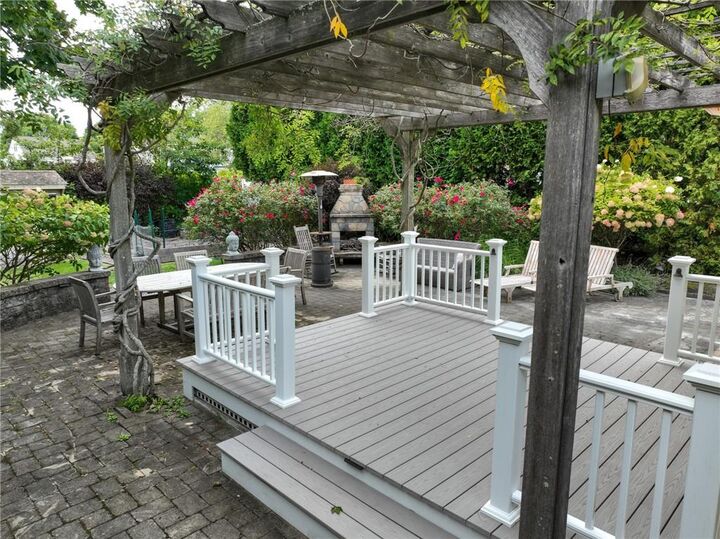 Property Photo:  37 Woodlund Avenue  RI 02891 