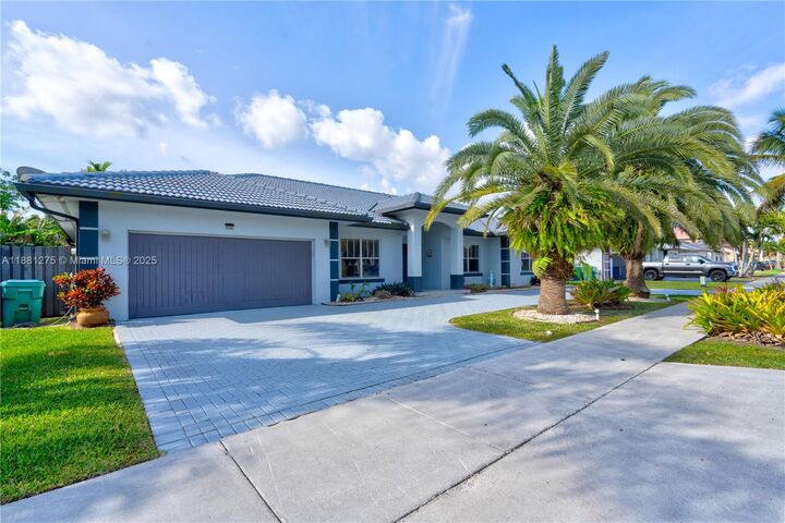 Property Photo:  15750 SW 45th St  FL 33185 