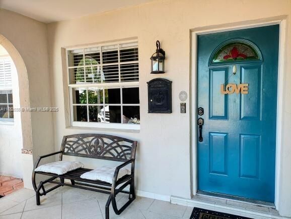 Property Photo: 3124 SW 63rd Ave FL 33155