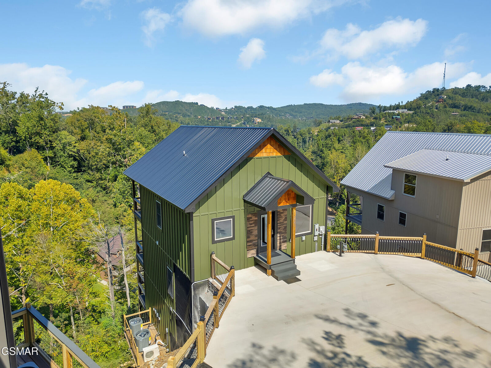 Property Photo:  221 Chimney Tops Way  TN 37738 