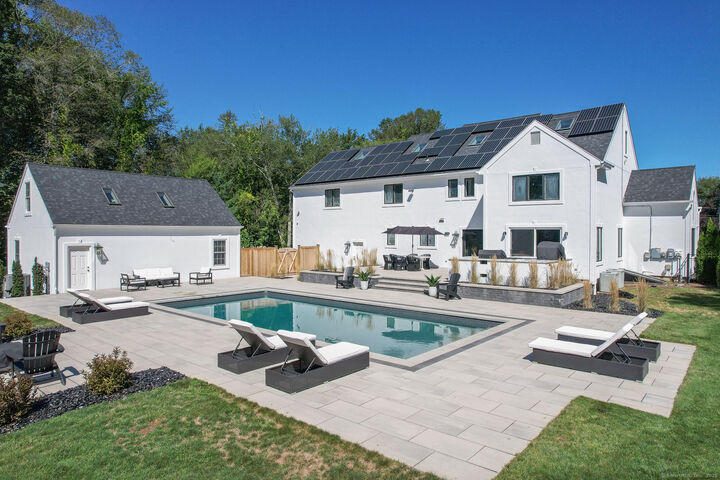 33 Justine Drive  North Haven CT 06473 photo