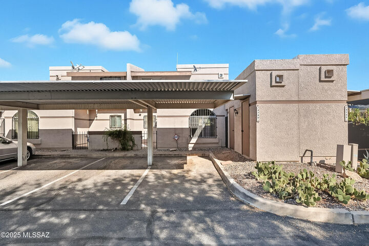 Property Photo:  3730 E 3rd Street  AZ 85716 
