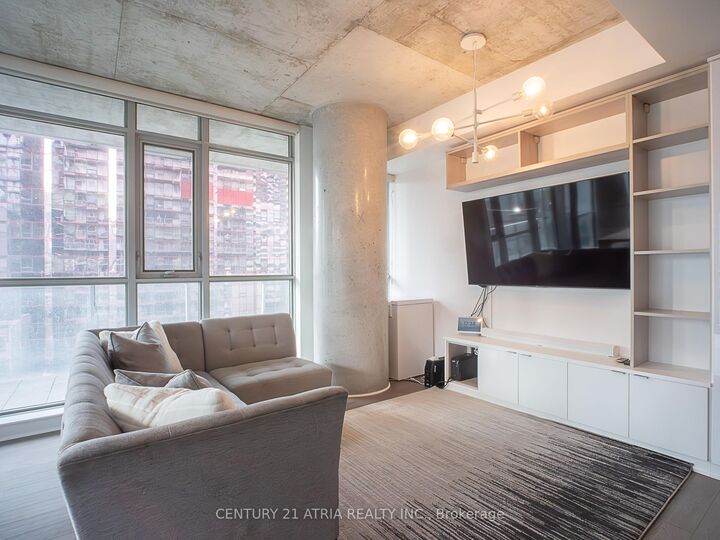 Property Photo:  375 King Street W 902  ON M5V 1K5 