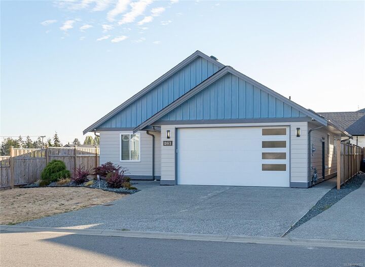 Property Photo:  261 Dunbar Way  BC V9P 0G6 