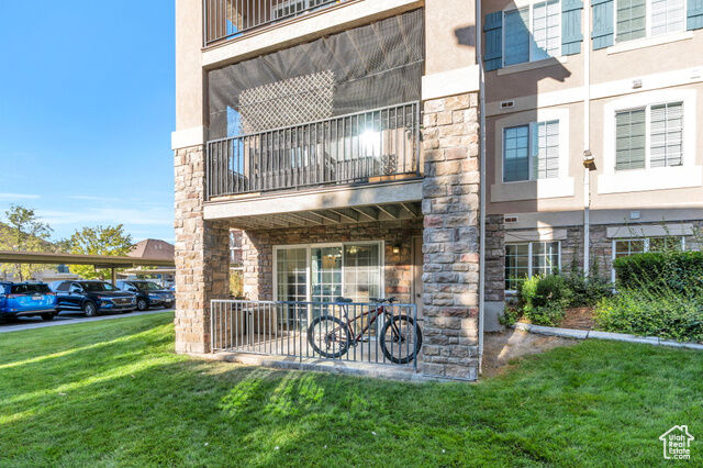 Property Photo: 1249 W Cambria Way 101 UT 84062