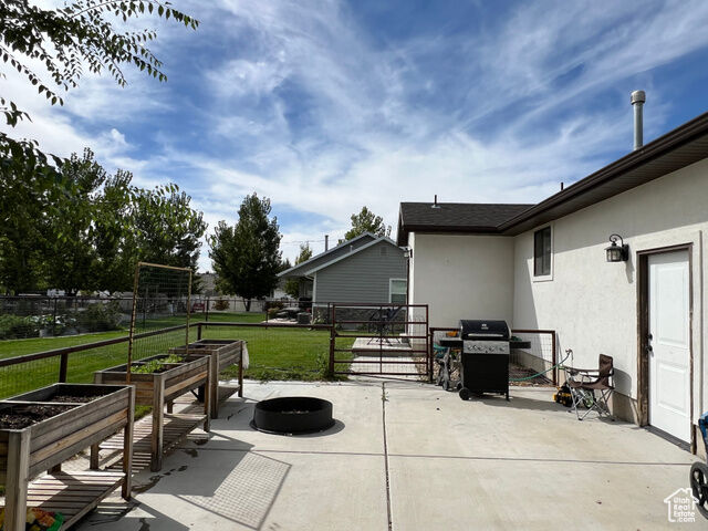 Property Photo: 368 E 400 S UT 84648