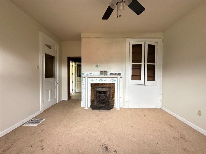 Property Photo: 206 Shields Street PA 15018