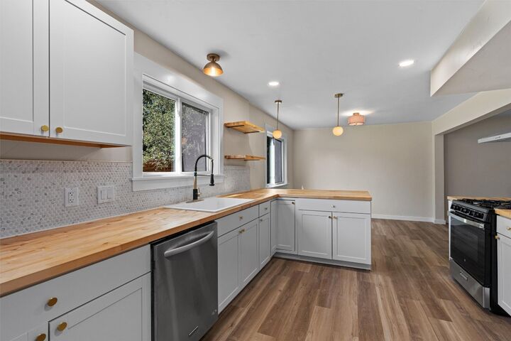 Property Photo:  11007 Opal Trail  TX 78750 