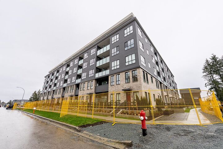 Property Photo:  15738 85 Avenue 506  BC V4N 6Y1 