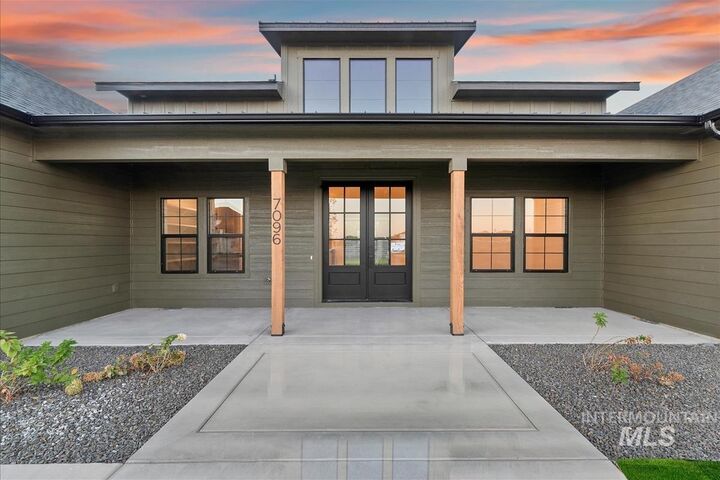 Property Photo:  7096 E Chicken Hawk Loop  ID 83686 