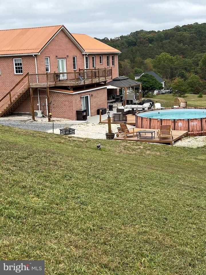 Property Photo: 373 Whissen Lane WV 25411