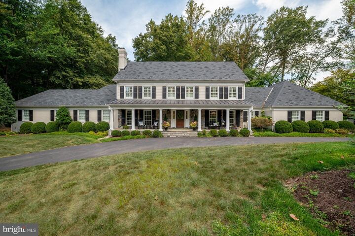 9921 New London Drive  Potomac MD 20854 photo