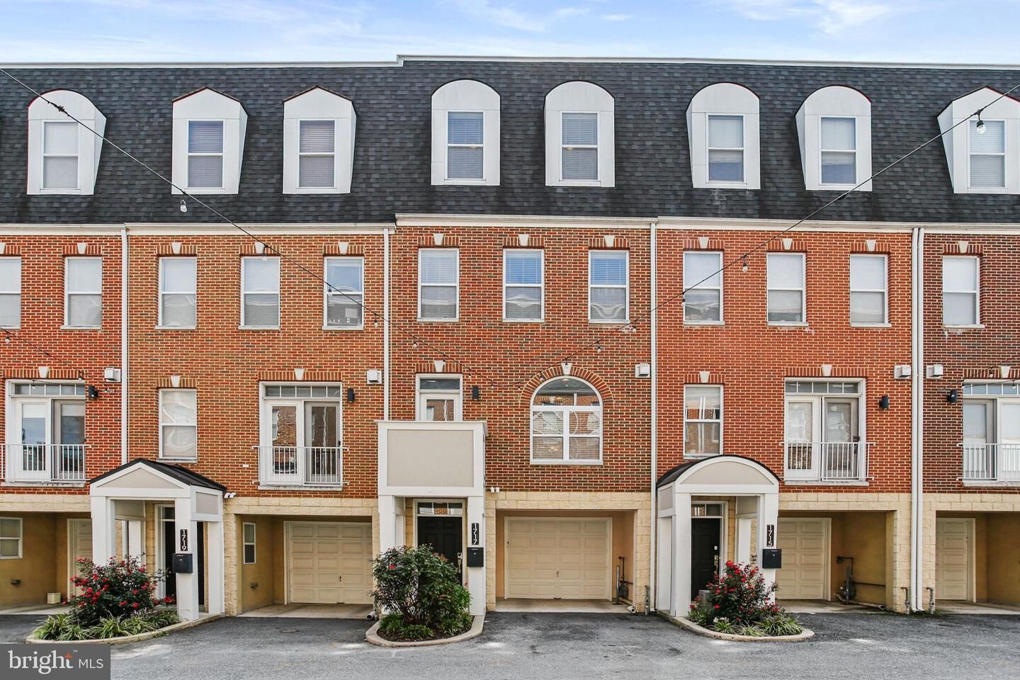 Property Photo:  1717 Mount Pleasant Avenue  MD 21231 