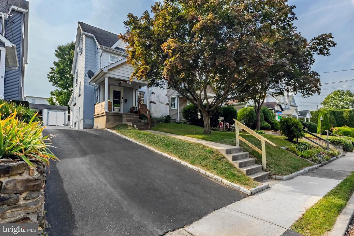 Property Photo:  164 Woodbine Road  PA 19083 