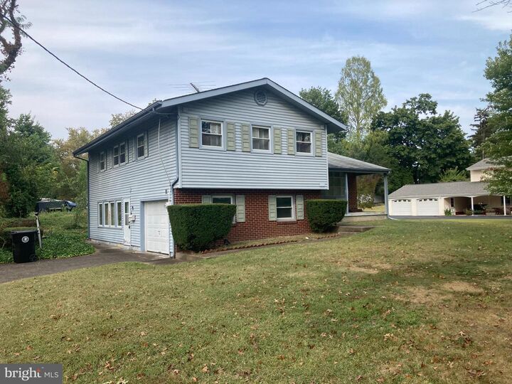 Property Photo:  75 Wedgewood Drive  NJ 08077 