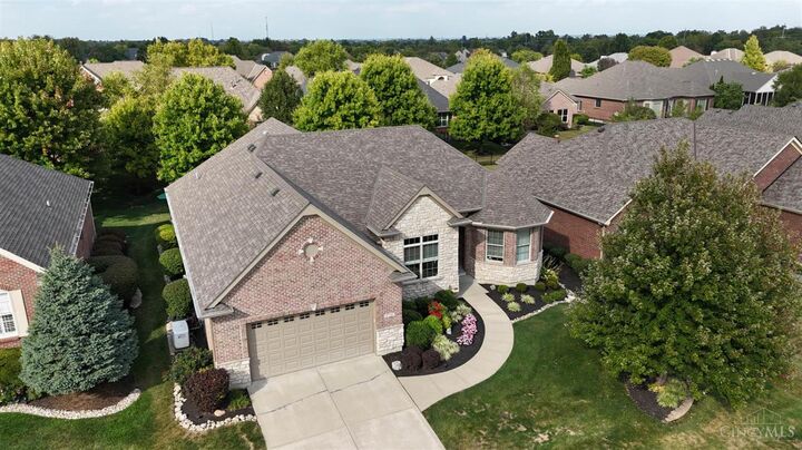 Property Photo:  8248 Sweet Briar Court  OH 45044 