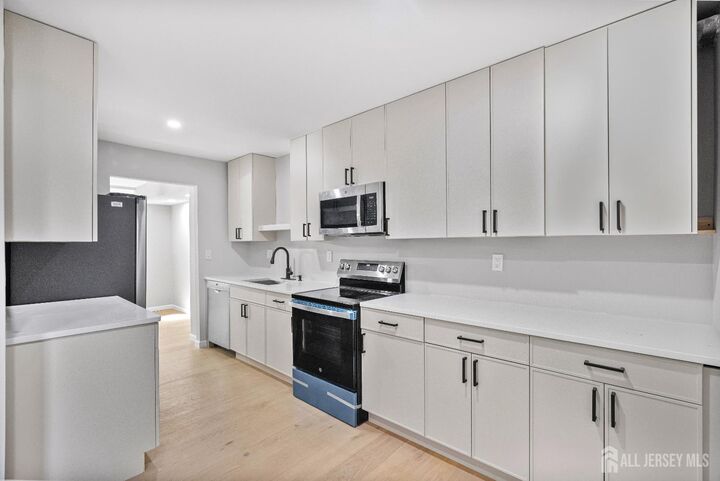 Property Photo:  59 Bayberry Drive  NJ 08873 