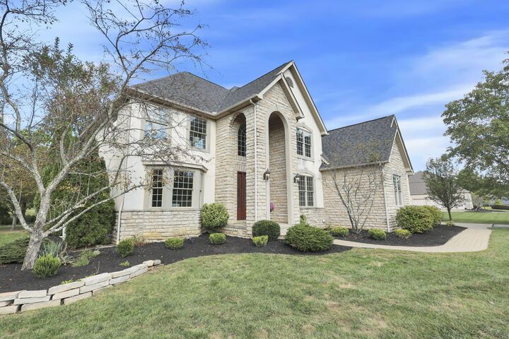 Property Photo: 8400 Creek Hollow Road OH 43004