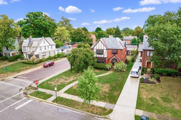 Property Photo:  228 S Ardmore Road  OH 43209 