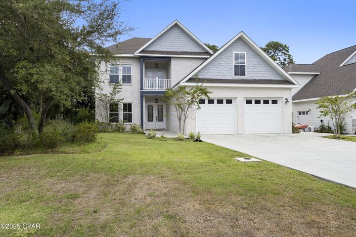 Property Photo: 3926 Diana Court FL 32408