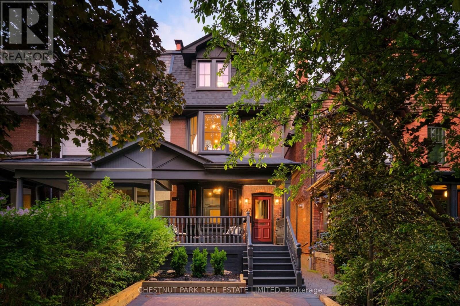 Property Photo:  497 Brunswick Avenue  ON M5R 2Z6