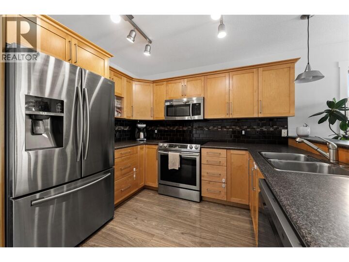 Property Photo:  2334 Shannon Heights Place  BC V4T 2V2 