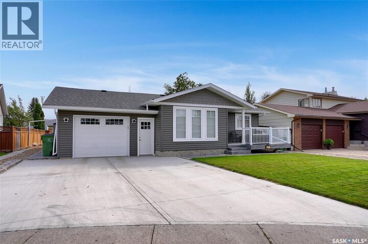 41 Edelweiss Crescent  Moose Jaw SK S6J 1E4 photo