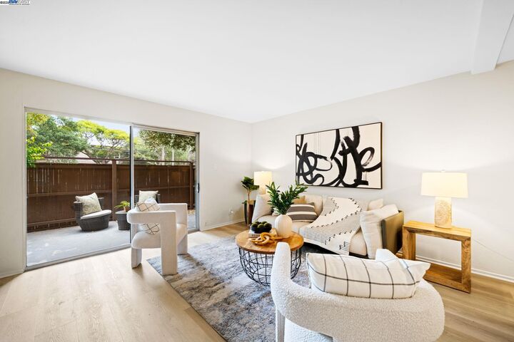 Property Photo: 1327 Webster St B101 CA 94501