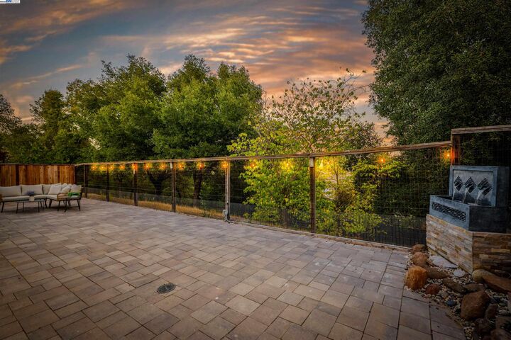 Property Photo:  4596 Sweetgale Dr  CA 94582 