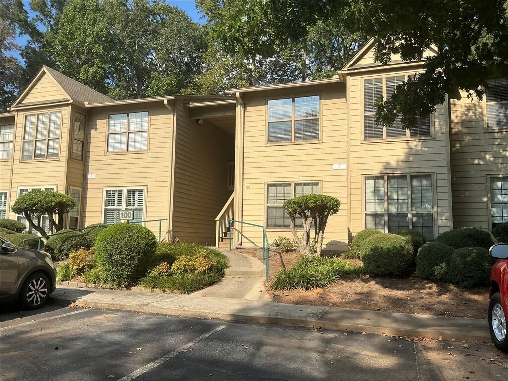 Property Photo:  2235 Old Hamilton Place 100B  GA 30534 