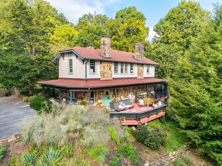Property Photo: 2815 Military Road TN 37409
