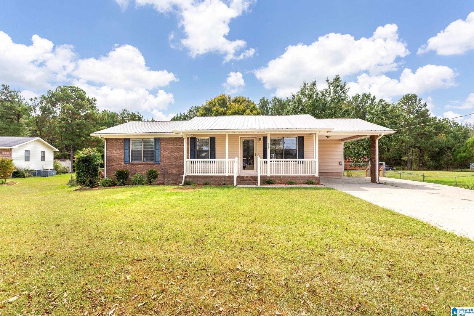Property Photo:  3001 Snow Lane  AL 36203 