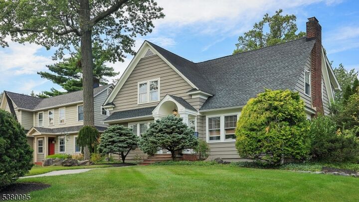 Property Photo:  350 W Dudley Ave  NJ 07090 