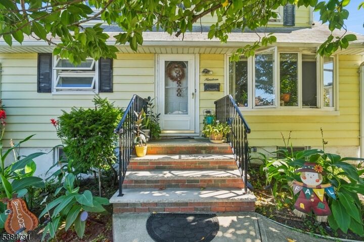 Property Photo: 19 Mayfair Pl NJ 07013